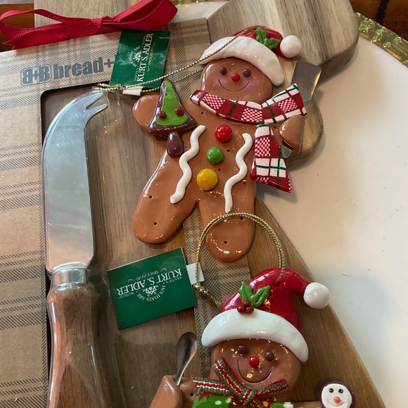 Christmas Set - Adorable! - Picture 2 of 5